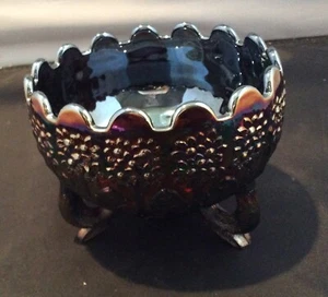 Fenton’s Flowers Amethyst Carnival Glass Rose Bowl - 1970s - Picture 1 of 5