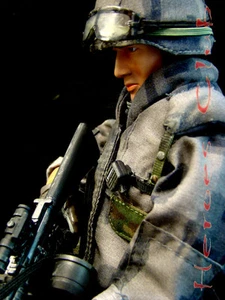 Hot USMC MOUNT 12" figure 1/6 Dragon DML Dragon Models Toys L@@K - Picture 1 of 1