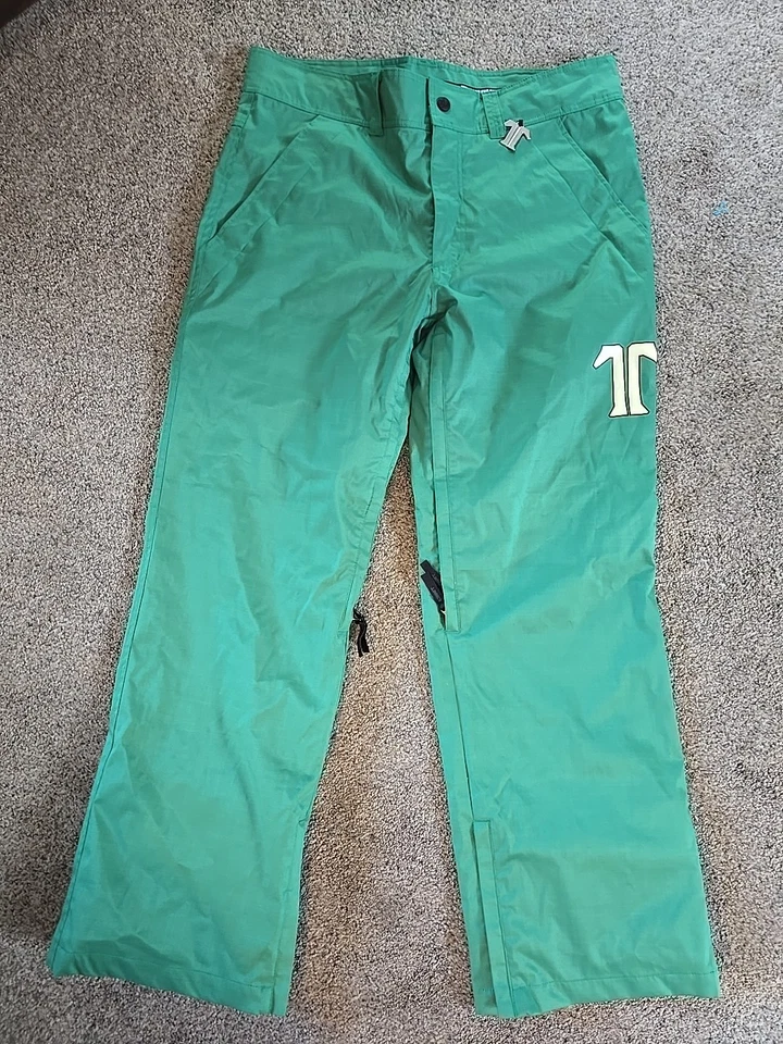 Technine Chino Shell Snowboard Pants Green Mens Size Large - Image 1 of 4