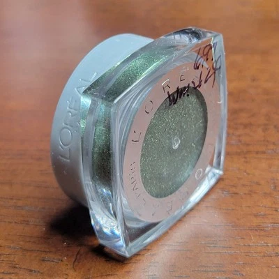 L'Oréal Paris Infallible 24HR Eye Shadow 335 GOLDEN EMERALD 0.12 oz✨️NEW✨️ - Image 1 of 4