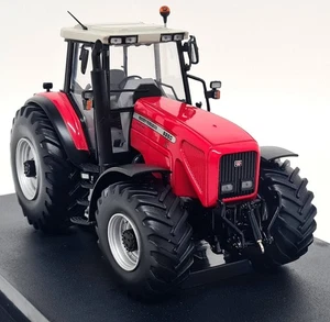 UH 1/32 - Massey Ferguson 8260 Xtra Diecast Scale Model Farm Tractor - Bild 1 von 9