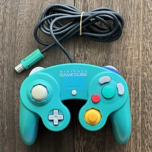 *DISCOLORED* Nintendo GameCube Official OEM Emerald Green Controller DOL-003 - Picture 1 of 8
