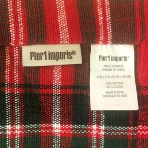 New Plaid Table Runner Red, Green, White Christmas 100% Cotton Pier 1 Imports - Picture 1 of 3