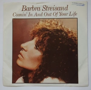 Vinyl BARBRA STREISAND Comin' in & out of your life Single Record 45 rpm 1981 VG - Picture 1 of 4