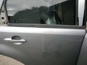 2008 MERCURY Mariner Rear RIGHT PASS SIDE DOOR WINDOW BELT Outer MOLDING OE - Picture 1 of 7