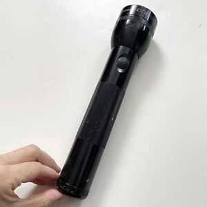 Mag Lite 10" 2 D Battery Black Flashlight Maglite Maglight Made In USA Tested - Foto 1 di 8