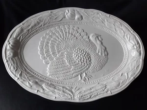 Large White Oval 50cm Embossed Ceramic Serving Platter / Dish - Picture 1 of 6