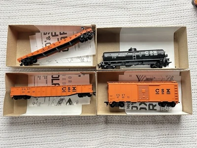 Lot Of 4 HO Boxed CSXT Maintenance Freight Cars - (BOXED) - Image 1 of 2