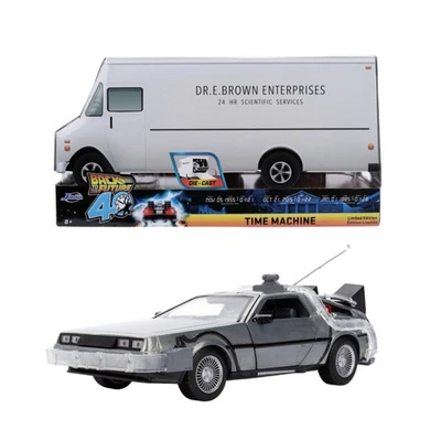 Back to the Future - Delorean 1:24 Scale Vehicle with Truck Box (SDCC Exclusive) - Image 1 of 4