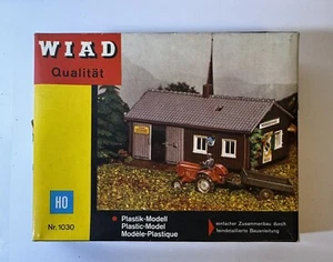 Vintage WIAD HO Kunststoff Eisenbahn Modellbausatz - Nr. 1030 - Scheune - Bild 1 von 5