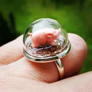 Handmade HAPPY PIG RING adjustable STATEMENT globe DOME farm GLASS animal PIGLET - Picture 1 of 2