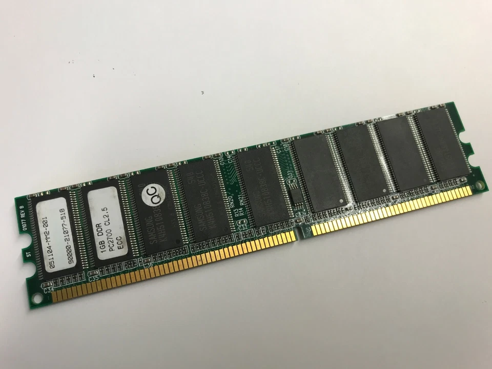 SIMPLETECH SAMSUNG CHIP 1GB 184p PC2700 DDR333 2.5V ECC UDIMM - Image 1 of 1