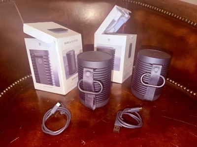 DOS Altavoces Bluetooth Bang & Olufsen Beosound Explore - Par Negro Estéreo Listo Foto 1 de 3