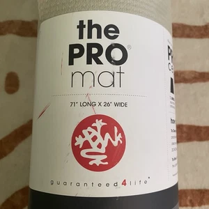 Manduka PRO Yoga Mat 6mm x 71" x 26" Sand Made in Germany - Picture 1 of 4