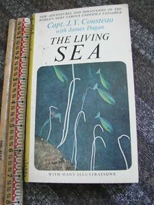 The Living Sea Cousteau 1964 PB Book 1st Printing Illustrated Pocket Books - Picture 1 of 6