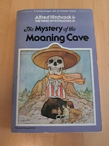 The Three Investigators: The Mystery of the Moaning Cave (Paperback) - Bild 1 von 7