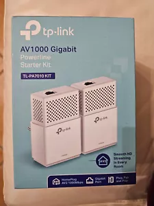 TP-LINK TL-PA7010Kit Powerline AV1000 Gigabit - Foto 1 di 3