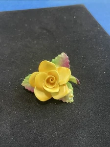 Vintage Cara China Yellow Rose Brooch Pin Staffordshire, England - Picture 1 of 3