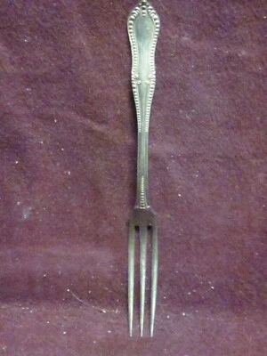 串珠尼亚加拉瀑布银版草莓叉 4 7/8 英寸无花押字 — 第 1/4 张图片