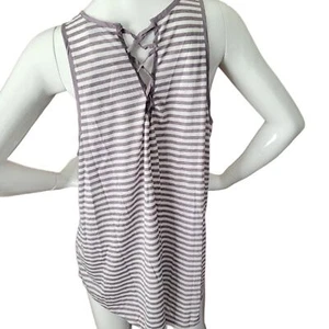 Neu mit Etikett Torrid gestreiftes Damen-Tanktop grau weiß Tunika Schnürung hinten Größe 2X - Bild 1 von 5