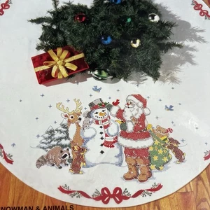 Vintage 1994 Bucilla Cross Stitch 44" Tree Skirt Kit Santa Snowman 83142 - Picture 1 of 3