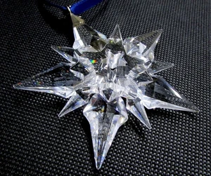 2001 Swarovski Crystal Annual Snowflake Star Christmas Holiday Ornament 267941 - Picture 1 of 3