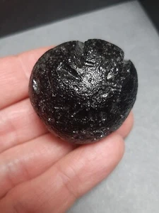 Tektite Filippinite di Qualità 55,43g / 3,6cm - Vetro da Impatto Meteorite Bicolite - Foto 1 di 12