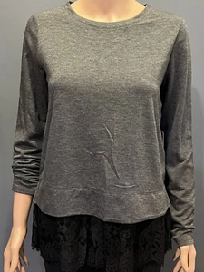 Women's Simply Vera Wang Size Small NWT Gray Pullover Shirt With Black Lace Trim - Picture 1 of 7