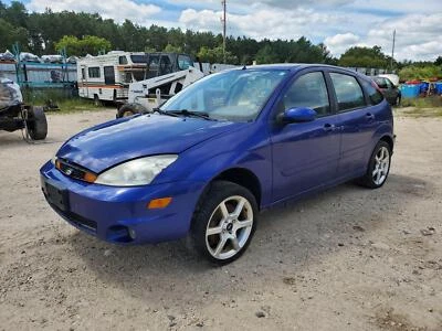 Pan de aceite superior del motor (DOHC)(2,0 L) 2000-2004 Ford Focus Foto 1 de 4