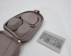 Sony WH-1000XM5 Cuffie stereo wireless con cancellazione del rumore rosa fumo - Foto 1 di 4