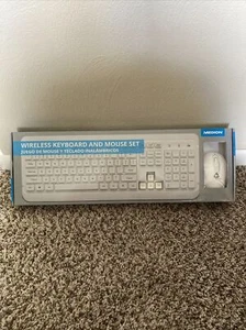 WIRELESS KEYBOARD AND MOUSE SET- White color-new in box - Picture 1 of 3