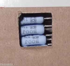 2 pcs ERG-1SJ300, 30 ohm 1 Watt Metal Oxide Resistors. - Picture 1 of 2