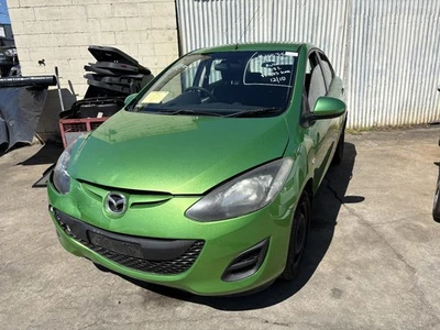 MAZDA 2 DE SERIES 09/2007-09/2014 LEFT FRONT GUARD LINER NEO/MAXX/GENKI   - image 1 of 4