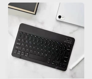 Bezprzewodowa klawiatura Bluetooth do iPada 11. / 10. generacji / Air 4 5 6 / Pro - Zdjęcie 1 z 10