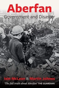 Aberfan: Government and Disaster by Johnes - Imagen 1 de 1