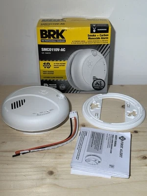 Alarma de humo y CO First Alert BRK SMCO110V-AC interconexión cableado Foto 1 de 3