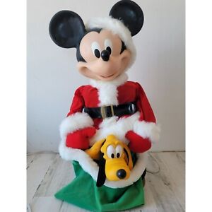 Santa's best Christmas Mickey Mouse Santa pluto animated motionette Xmas
