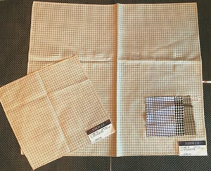 B BERGER Houndstooth in Celadon/Bisque 13" - 26 1/4" Woven Fabric Samples - Picture 1 of 6