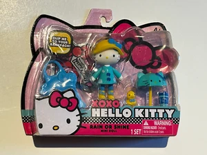 Mini muñeca XOXO Hello Kitty Rain or Shine 2013 figura de juguete con accesorios ¡LINDA! - Imagen 1 de 2