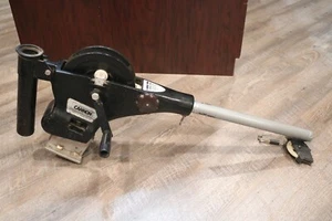 CANNON DUAL CRANK 6 DOWNRIGGER w/LINE, COUNTER, ROD HOLDER AND MOUNTING HARDWARE - Picture 1 of 6