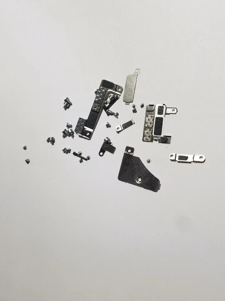 Rare Original Complete Screws Nut Plate Set For Apple iPhone 15 MTM43LL/A A2846 - Image 1 of 1