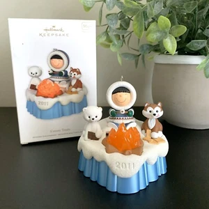 Hallmark 2011 Frosty Friends S’MORE TREATS Magic Solar Motion Keepsake Ornament - Picture 1 of 12