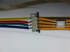 RGB Conector 4-Pin Sistema de Conexión/Sistema de Clic 4-fach RGB / LED Tira - Imagen 1 de 1