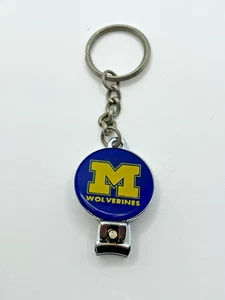Vintage Michigan Wolverines Keychain with nail clippers - mid 1980s - Picture 1 of 2