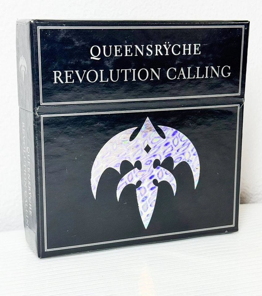 Queensryche Revolution Calling 9 CD Boxed Set Bonus Interactive CD-Rom  Game 💥 Foto 1 de 4