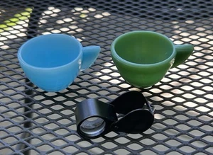 AKRO Tazze da tè giocattolo per bambini agata 2" tazza in vetro verde e blu motivo a costine - Foto 1 di 2