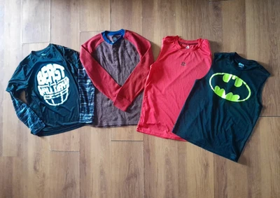 Lote mixto de 4 camisetas de rendimiento de manga larga y sin mangas para todas las estaciones para niños Foto 1 de 4