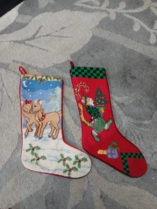 2 Medias Navideñas Vintage Punta Aguja Reno/Gato Con Árbol - Imagen 1 de 24
