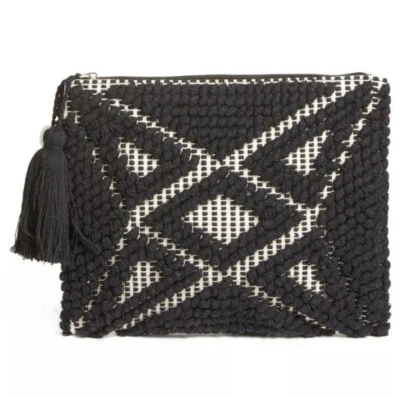  Sole Society Mujer Suela Society Negro Palisades Tejido Patrón Bolsa con Borlas Foto 1 de 4