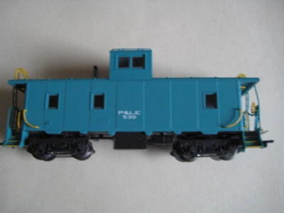 Marklin H0 P&LE (#530) Caboose from Marklin 29571 Digital Starter Set - LN - Image 1 of 3